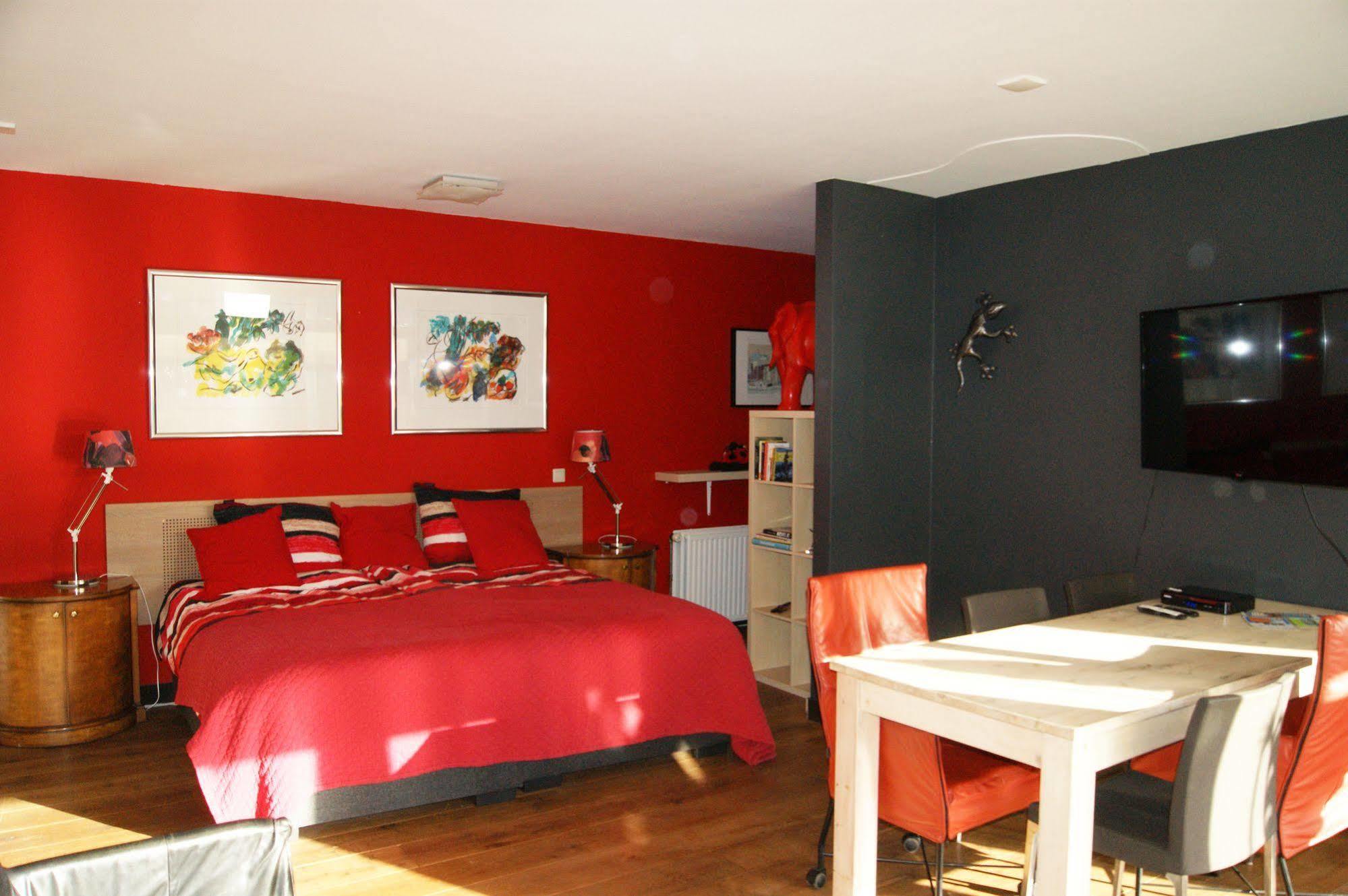 Bed&Breakfast Maasland Exterior foto